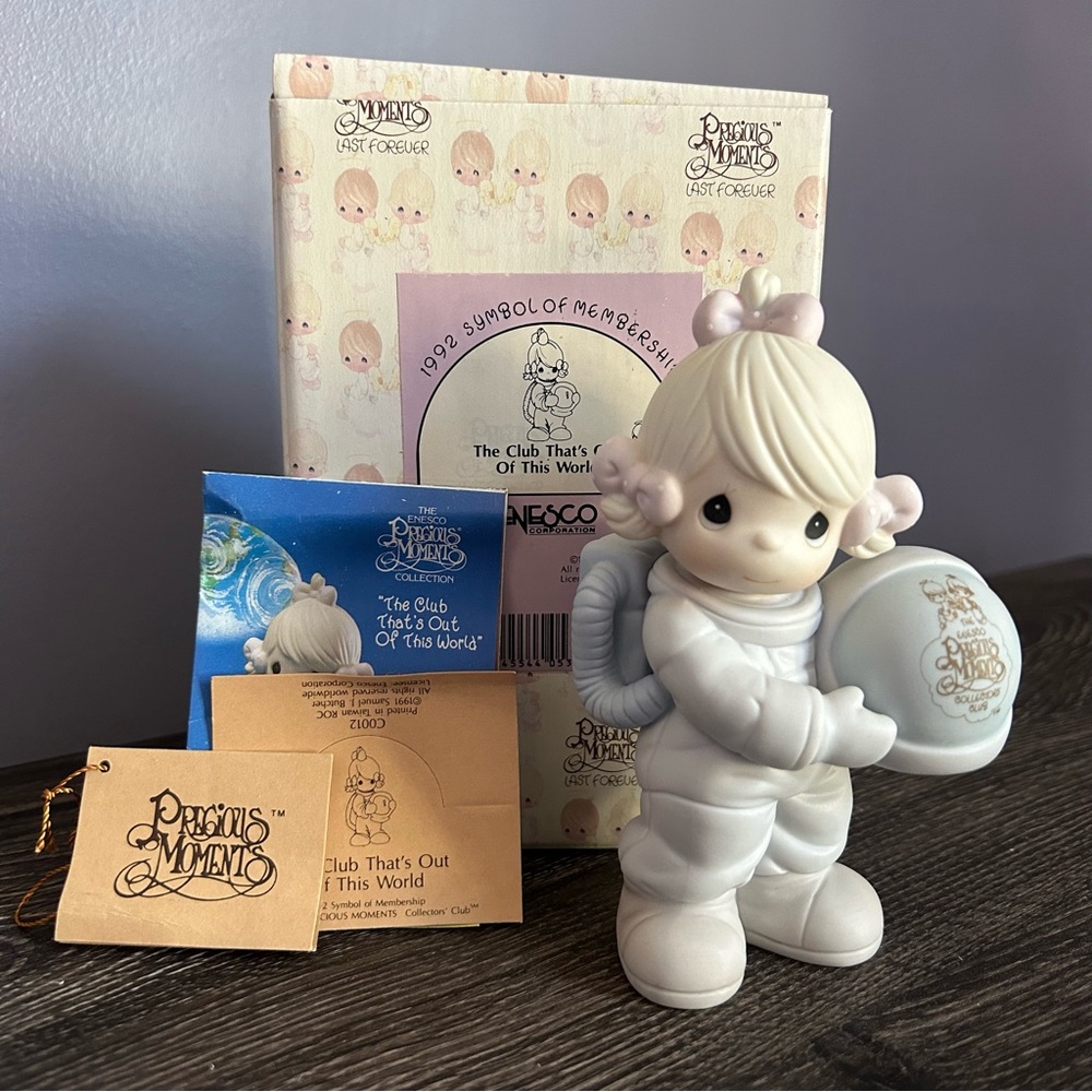 PRECIOUS MOMENTS - THE CLUB THAT’S OUT OF THIS WORLD #21